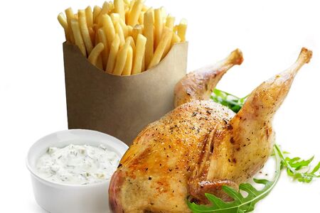 Перепелка, запеченная с картофелем фри