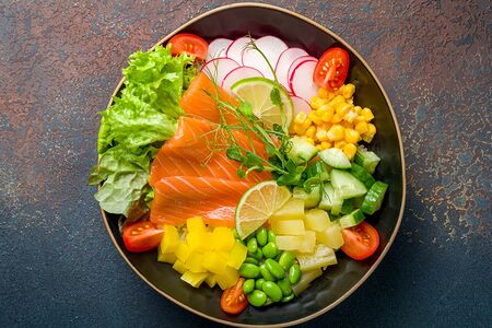 Поке с лососем