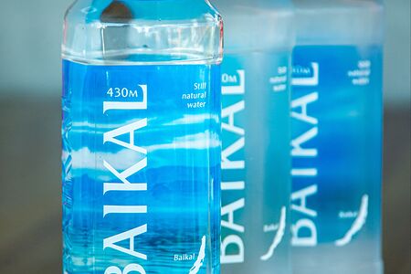 Вода без газа Байкал