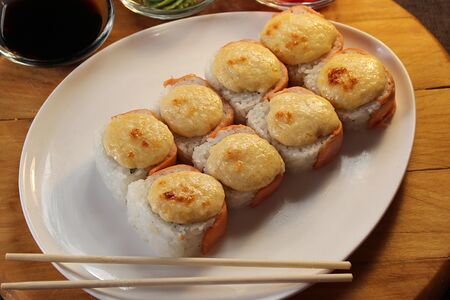 Роллы Понтиак