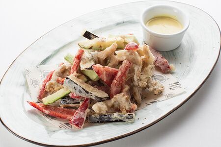 Овощи в темпуре с веганским майонезом