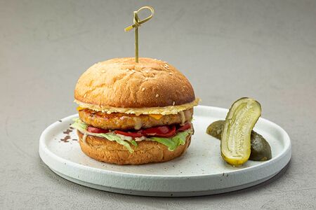 С куриной котлетой