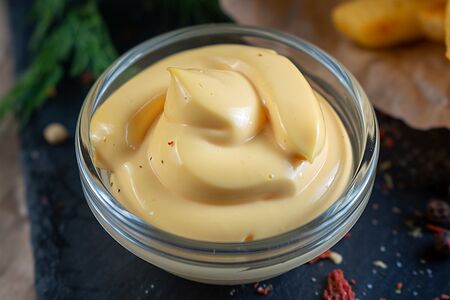 Соус cырный Heinz