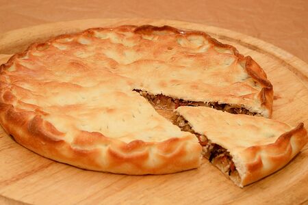 Пирог с курицей и капустой 