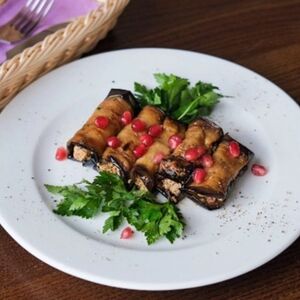 Рулетики из баклажанов
