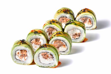 Ролл в огурце