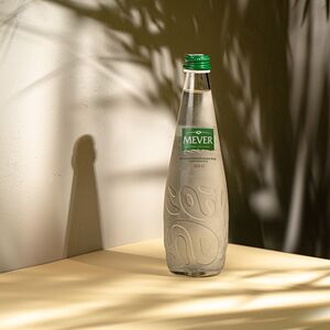Минеральная вода с газом Мевер