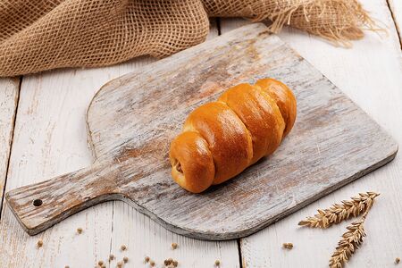 Куриная колбаска в тесте