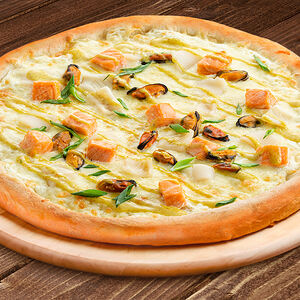 Пицца Морская 30 см на тонком тесте