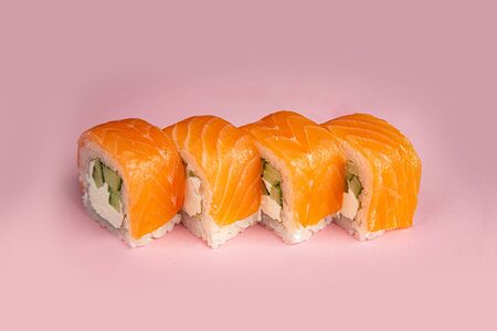 Ролл Филадельфия с лососем