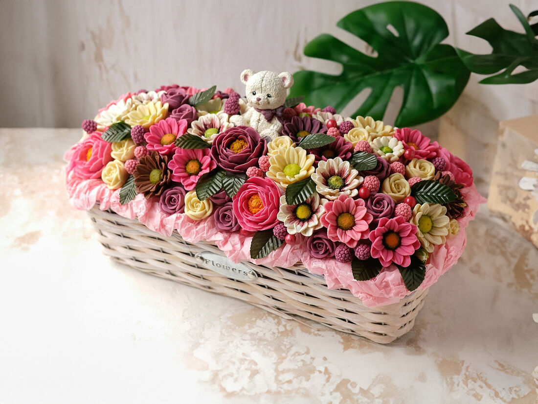 Цветы из шоколада