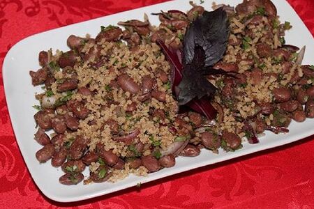 Лобио холодное с грецким орехом