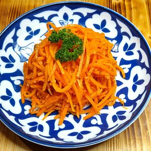 Морковка по-корейски