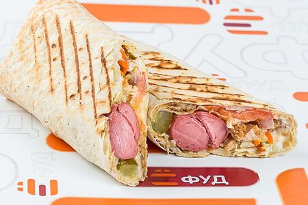 Сосиска в лаваше двойная