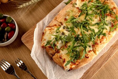 Римская пицца Четыре сыра