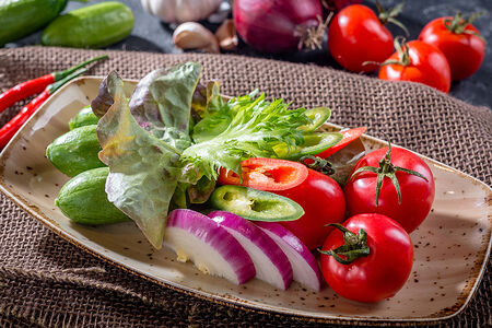 Овощи свежие