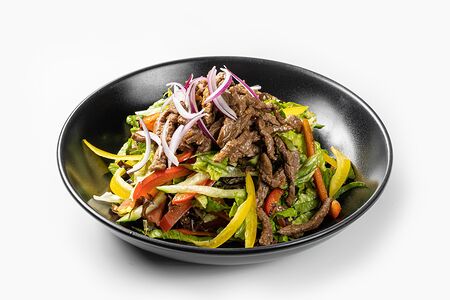 Тайский салат с говядиной