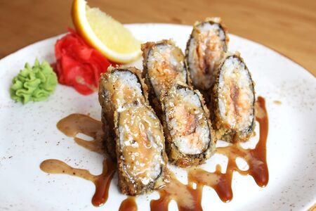 Тёплые малые спайси с тигровой креветкой