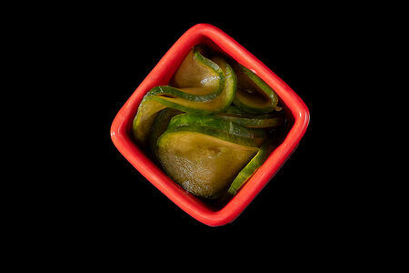 Огурцы суномоно