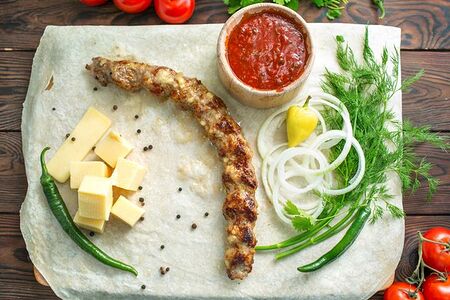 Люля-кебаб из говядины с сыром 1 шт