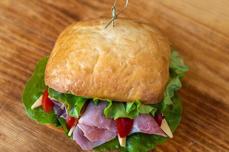 Панини с ветчиной