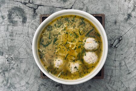 Куриный суп с яичной лапшой