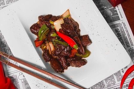 Говядина с черным перцем