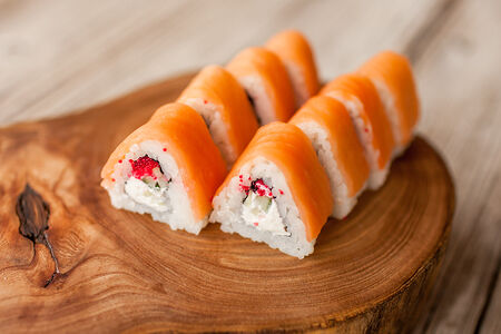 Ролл Филадельфия Пирамида