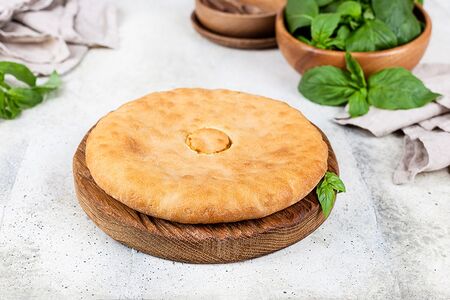 Пирог осетинский с картофелем и сыром