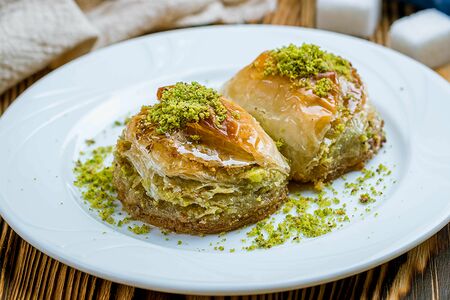 Дилбер с фисташками