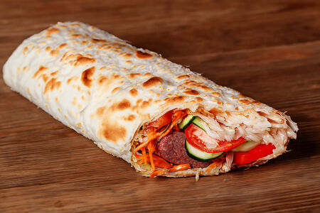 Сосиска в лаваше