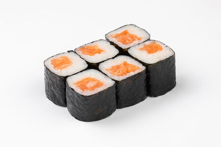 Ролл с лососем