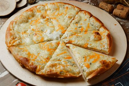 Пицца Четыре сыра