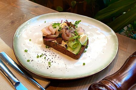 Смёрребрёд с муксуном