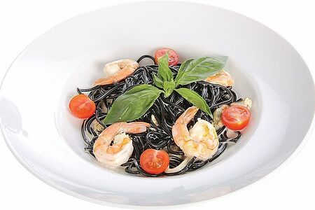 Черная паста с морепродуктами
