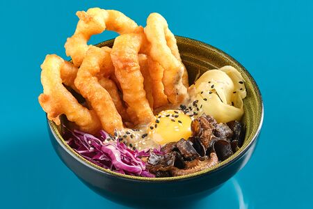 Донбури с кальмаром темпура