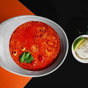 Том ям с морепродуктами