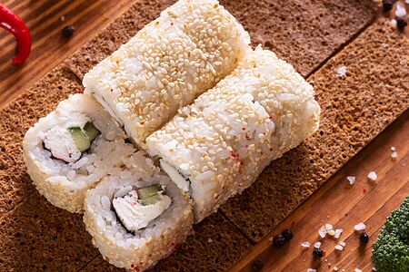 Калифорния в кунжуте с крабом