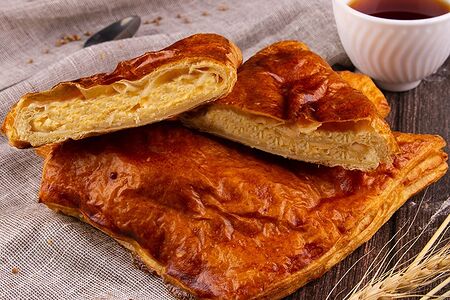 Слойка с сыром 