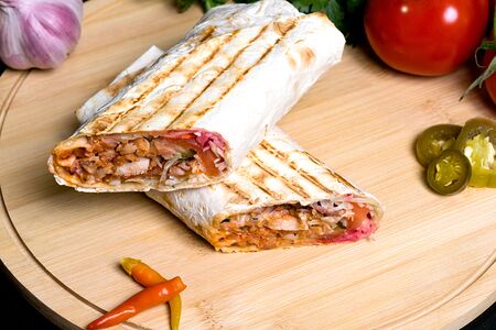 Донер в классическом лаваше