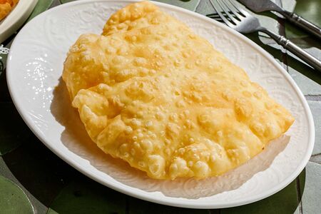 Чебурек с сыром