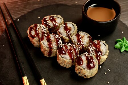 Жареный Маки с угрем