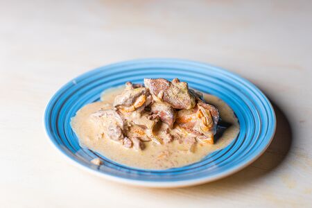 Печень куриная в сливках