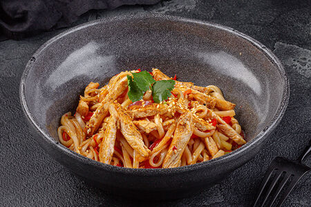 Удон с курицей