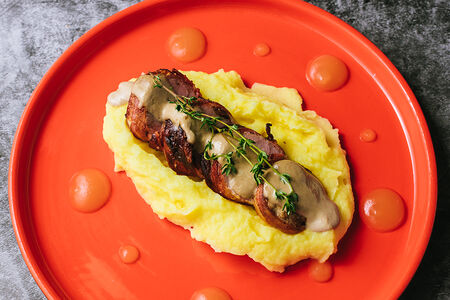 Медальоны из свинины