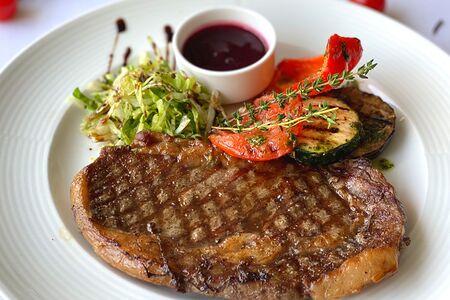 Стейк Рибай