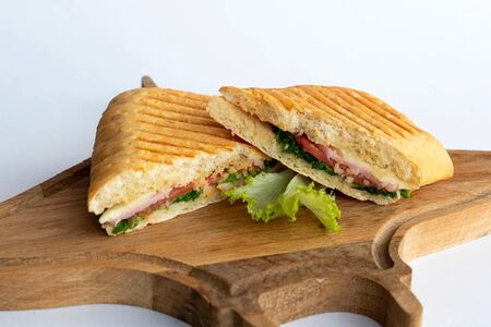 С ветчиной и сыром