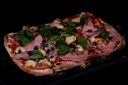 Пицца Ветчина-грибы