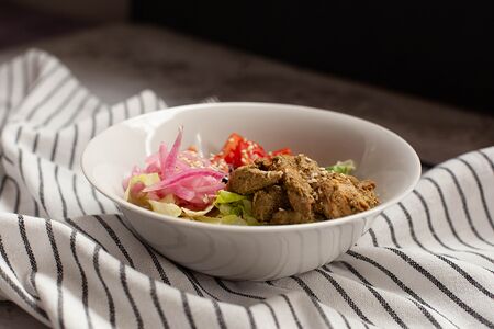 Фреш салат с куриной грудкой