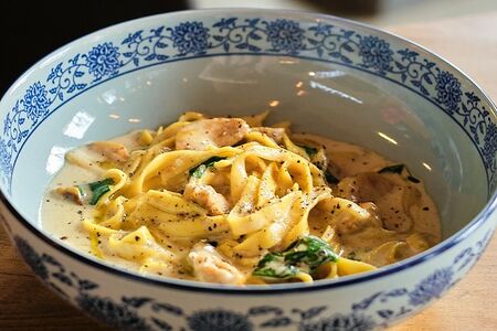 Тальятелле с белыми грибами и горгонзолой